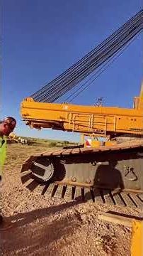 How Engineers Build a Giant Crawler Crane👷‍♂️ #construction #crane #craneoperator #cranework