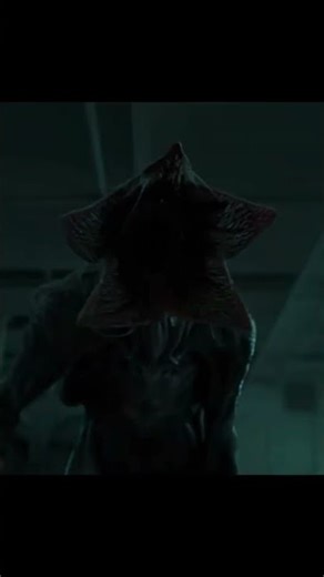 Lucas, Vickie, Robin get attacked by Demodogs | Stranger Things #strangerthings #tv #fyp