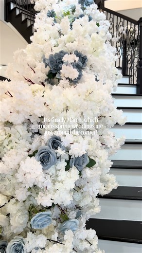 Experience the Magic of Spring Weddings