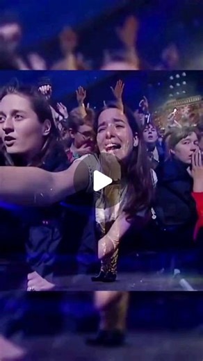 michael jackson | His boyfriend helps him chase stars, Michael Jackson really lovers fans 🥹 #michaeljackson #michaeljacksonforever #michaeljacksonfan... | Instagram