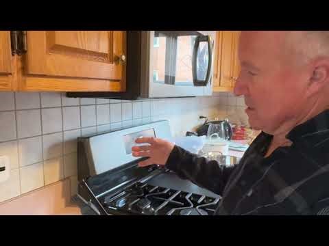 Gas Leak Detector Review with Dad – Plug-In Propane & Natural Gas Safety Alarm