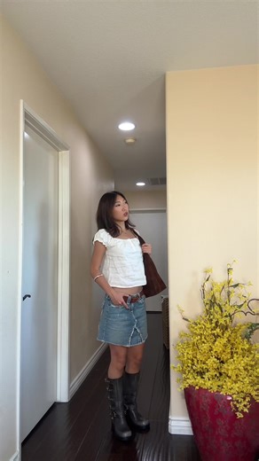 Denim Skirts & Boots for Fall: Stylish Outfit Ideas