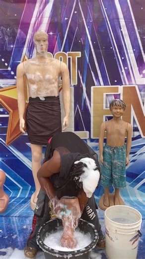 Ohh my goodness 😱✨ 5000 years old Brazilian boy made the impossible at got talent #amricangottalent #britainsgottalent #simoncowell #sofiavergara #sofia