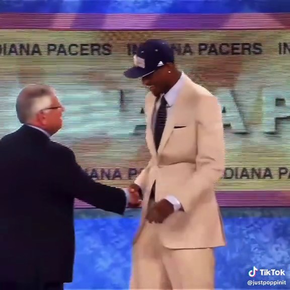 Exploring #SCRAPPPIN Trends and Culture