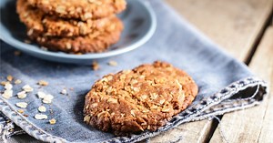 Bake the best ANZAC biscuits known to humankind. Guaranteed.