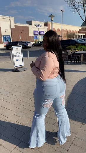 Happy birthday to me 😭😂... I ripped my pants 😭😭 #fail #birthday #fyp #funny