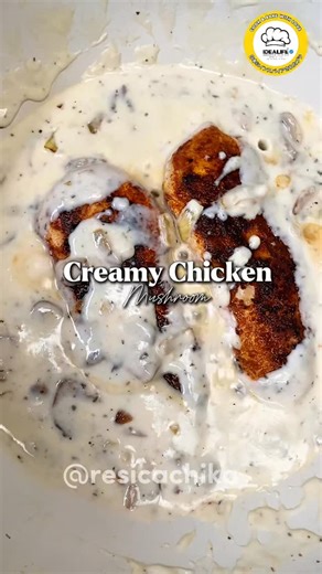 chika on Instagram: "Dinnernya ala resto tapi di rumah aja, bisa bangeeeet ko .. Clasic tapi gak pernah gagal bikin dinner kamu di rumah jadi kebih spesial .. Creamy Chicken Mushroom Bahan : 2 potong dada fillet (bisa ganti paha) 1/2 sdt garam 1/2 sdt baput bubuk 1/2 sdt paprika bubuk 1/2 sdt lada bubuk Saus Creamy Mushroom : 1 1/2 sdm butter 1/2 bawang bombay 200gr jamur kancing 2 siung bawang putih cincang 2 sdm terigu 300ml susu uht Sejumput garam Sedikit lada bubuk Sedikit parley bubuk Mashp