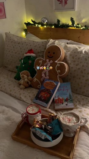 1.5K views · 7.1K reactions | Cozy girl winter sleepover at my place ? 並❄️ #videodiaries #cozynightin #sleepover #nightcore #cozyaesthetic #datenight #pinkmas #rainydayvibes #winternights #cozyvibes #girlythings #christmasaesthetic #christmas #cozygirlvibes #roomtour #cozyroomaesthetic #aestheticvideos #christmasvibes #cozygirl #roominspo #morningdiaries #selfcarenight #november #fyp #minivlog #fbreelsviral #fbreels | BeingAgirl | Facebook