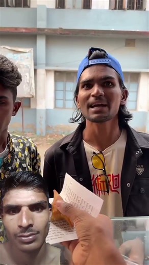 #funny #comedyshorts #comedy #lovemusic #song #ekmotahathighumechala #love #music #duet #supertalent