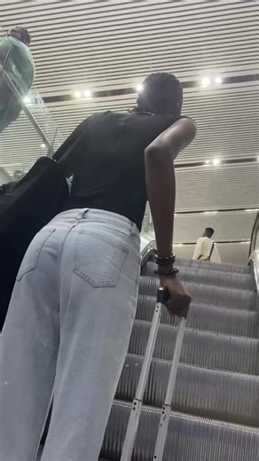 Travel Tips for Aspiring Models