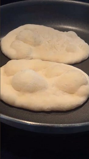 The only Homemade Naan bread recipe you will need! #bake #naan #bread #recipe #tutorial