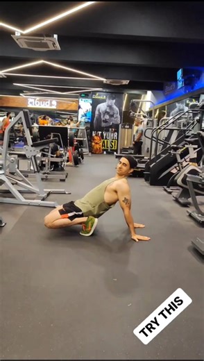 New task pose challenge accepted 🫠🫠😄😄 #trending #motivation #balancefitness #funny #youtubevideo 😊😊🤫