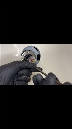 Plumbers tip, how to change Kohler shower cartridge #plumbinghacks #plumbingtips #shorts