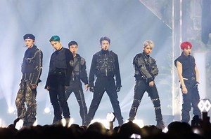Lirik dan Terjemahan Lagu 'Love Shot' Milik EXO, It's The Love Shot - Sonora.id