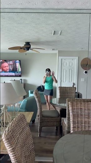 Beachy VRBO condo Tour in Destin, Florida 🌊☀️