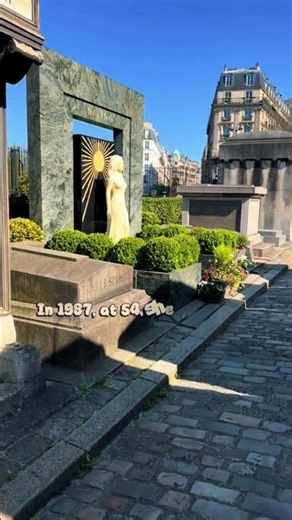 Dalida's Grave. Rest in peace.