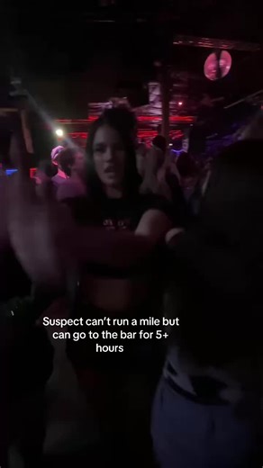 lys.gregory (@lyssaaa.gregory)’s video of bar