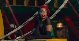 "Pesadão" da cantora IZA é a música mais tocada nos últimos anos, revela o Ecad