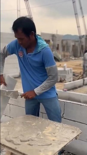 Bricklaying DIY AAC Block Installation #construction #shorts