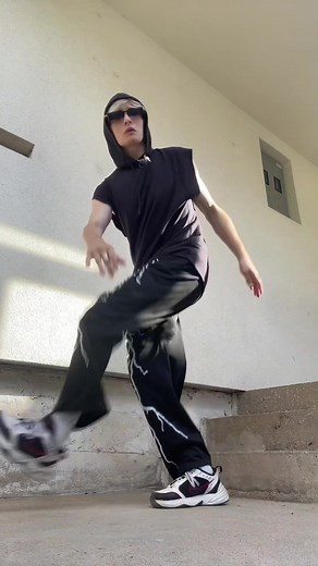 Sturdy 🥵#fyp #fy #dance #viral