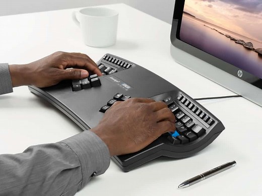 Top 5 Best Keyboard For Big Hands (2024 Update) » 𝓑 𝓡𝓲𝓬𝓱 𝓑𝓵𝓸𝓰