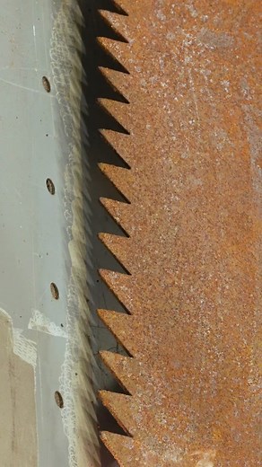 Japanese Saw Rust Removal with Laser | Woodworking Tools