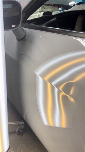 I did this repair on a dodge challenger last year, for First Class Collision, in Nitro, West Virginia, while I was there fixing hail. #pchdentrepair ❓ Did you know Paintless Dent Repair (PDR) is the smarter, more valuable choice over traditional body shop repairs? ✨ Preserve your factory paint & finish – no repainting needed. 💵 Protect your car’s resale & trade-in value – keep it looking original. 🦊 No Carfax report – repairs stay off your vehicle history. 🎨 No painting – factory color stays 