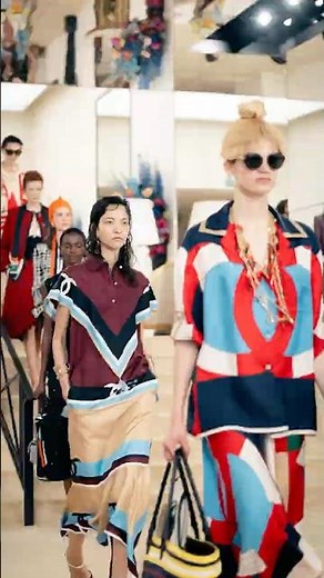 The Finale of the CHANEL Cruise 2026/27 Show — CHANEL Shows