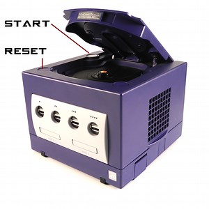Nintendo GameCube Refitted With A Raspberry Pi Inside #piday #raspberrypi @Raspberry_Pi