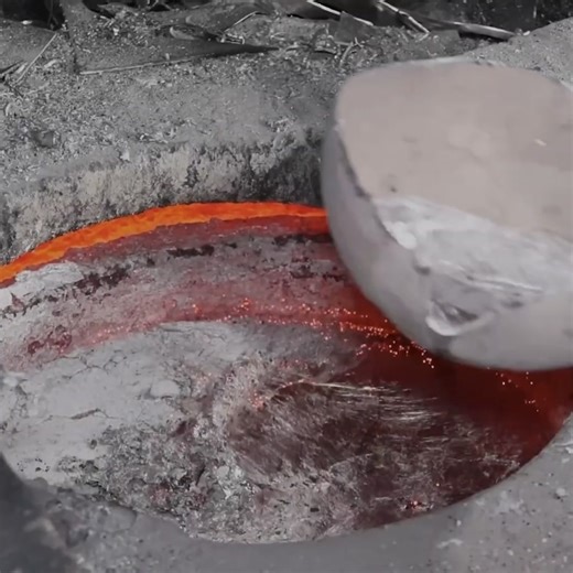 42K views · 407 reactions | This is how aluminum wire is made in a factory using workers and machines #manufacturing #making #recyclingindustry #metalwork #factory | Rupend Ra | Facebook