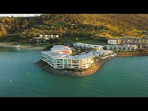 Peninsula Airlie Beach Hotel