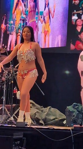 Ella es Danna una gran bailarina que con su talento se ha ganado el cariño del público #reelsvideoシ #reelschallenge #fypシ゚ #fypシ #viralpost | Dani videos