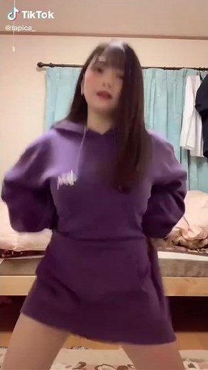 【TikTok】えっちな腰振りダンス💞