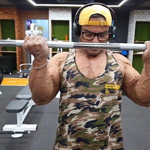 215K views · 2K reactions | Make sure your training is intense enough using the right technique to hit the muscle in a better way. . For learning the right techniques for workout, nutrition & supplementation, visit my youtube channel! Link in bio☝ . . #yatindersingh #champion #gnclivewell #gnc #generationiron #aimfitgyms #beingstrong #workout #bodybuilding #getfit #workoutmotivation | Yatinder Singh | Facebook