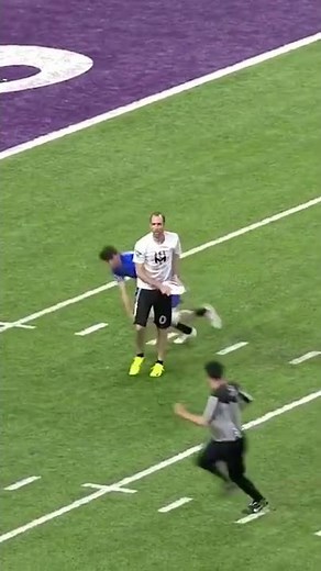 Some of the best ultimate frisbee catches 😳