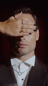 CARTIER X BURO: HE’S THE ICON WHO OWNS IT: WATCH HIM SHINE IN THE BURO X CARTIER FESTIVE VIDEO. In a world where trends constantly evolve and the festive season brings an influx of fleeting styles, the new BURO x @cartier video brings us back to a rare, beautiful truth—some things, like Cartier’s iconic collections, are truly timeless. The video features a stunning concept where everything moves and shifts with the rhythm of the season, while the signature Cartier pieces remain steadfast and unc