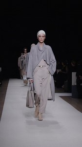 Watch the Giorgio Armani Women's SS25 Fashion Show which took place at the Park Avenue Armory in New York. | Giorgio Armani