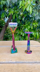 New Leaf Shave Razor Colours available at F&F 🪒 Their range of high-quality razors and stands just got better with gorgeous new colours, such as Prism shown here! 🌿 Leaf Shave goodies are built to last and are 100% plastic-free! Shop Leaf Shave online now at Flora & Fauna 💚 https://bit.ly/3me4swn | Flora & Fauna