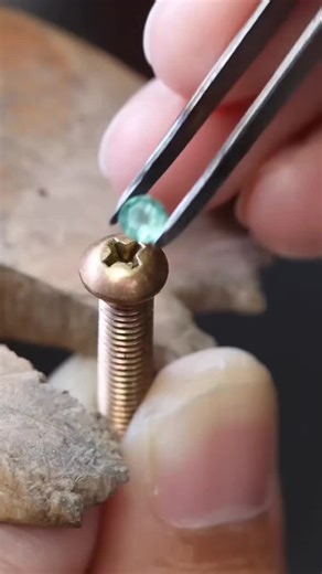 #duet with @How made Things #screw