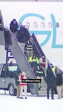 Alleged ICE flight at MSP Airport seen loading possible detainees