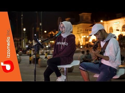 Di Sayidan - Shaggy Dog | Live Cover KM 0 Jogja by Zie feat. Tofan