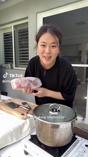 Homemade Chicharron Recipe with Guacamole | Cooking Tutorial