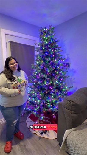 Decorate my new @Costco Wholesale Christmas Tree with Me! 🎄🎅 #christmas #christmastree #christmastreedecorating #costcochristmastree #christmastreedecor #costcofinds #christmastree🎄 #christmastreeisup #christmastreeunboxing #unboxing | alexismckeever12
