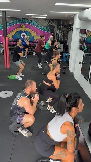 Easter Monday Boxing Class 6:15 PM at EM Boxing Open to anyone keen to join! Kick off your week with a solid cardio hit out, learn new boxing skills, and finish strong with strength and core conditioning. We start every class with energy, finish with power — and you’ll leave feeling stronger and sharper. If you’re after a session that hits cardio, strength, and skills — this is it. Come train with us at EMB! Book your class through the Momence link in bio or DM me to reserve your spot. #EMBoxing