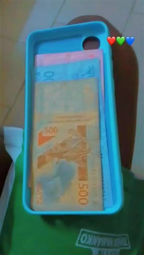 Vidéos de Issa Sidibe (@canadienitalien8) avec son original - REDIFFUSION LIVE