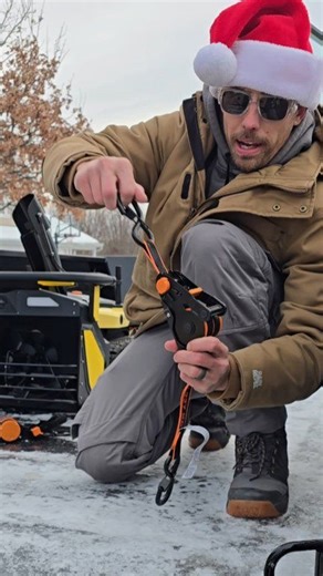 These retractable straps are easy to use and quick to clean up #keeperproducts #ratchetstraps Keeper Products | Go Build Stuff