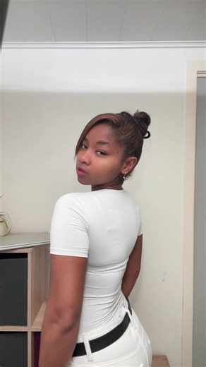 Coiffure rapide en 5 min pour aller en cour 🎓🎀#tutoral #transition #couffureecole #simple