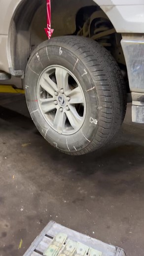 #mechaniclife #mechanic #viral #for #foryou #foryoupage #foryourpage #ford #gm #technichian #auto #gamble #mechanical #funny