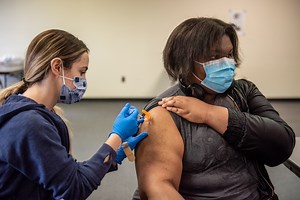 N.J. reports 17 deaths, 2,038 COVID cases. High transmission rate remains, masks recommended in all 21 counties.