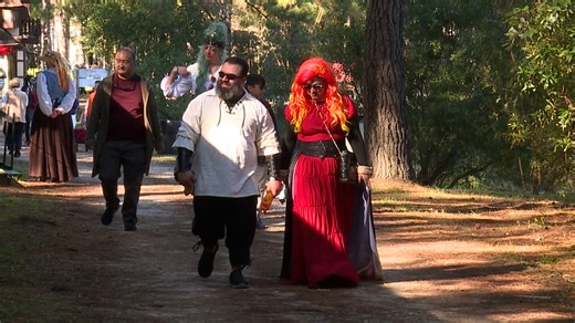 Fest Fashion: Looking for best costumes at Louisiana Renaissance Festival